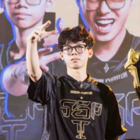 SGP Phoenix/ Hữu Đạt
