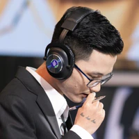 Thầy Titan