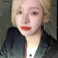 Lee Hajoon_Staff của YiYi