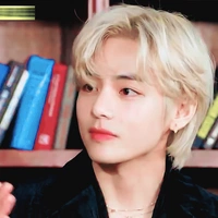 V~Kim Taehyung_anh 6