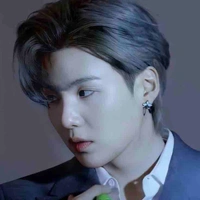 Min Yoongi (Suga)