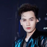Ali Hoàng Dương
