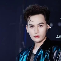 Ali Hoàng Dương