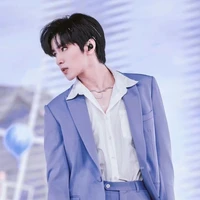 Lưu Diệu Văn _ em út lg