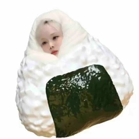 Jimie đang tập viết nhạc