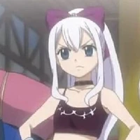 Mirajane Strauss •Lúc nhỏ•