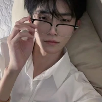 Thượng Quốc Khánh(anh hắn)