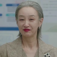 Chủ tịch Baek Yeon