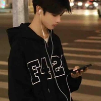 Trần Trác Vĩ