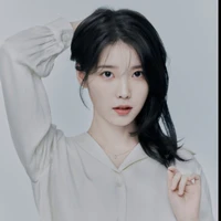 Lee Ji-Eun; Ui