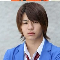 utahosshi kengo/ hiện tại 
