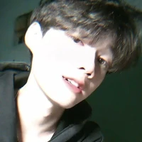 Cát  Hoàng Minh Tùng