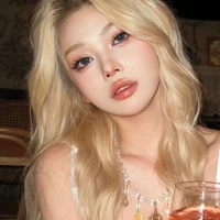 Nghiên Trần Dy Hân_Louis Hân