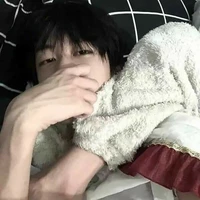 Bạch Gia Kiên ( anh nu9)