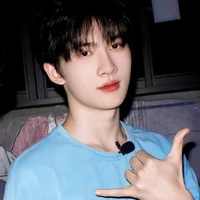 Dư Vũ Hàm_anh_