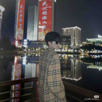 Thái Hoàng 