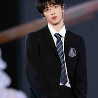 Lưu Diệu Văn_hắn