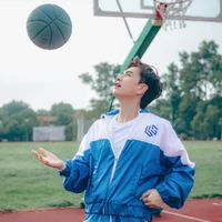 Lou Hoàng