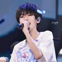 Tả Kỳ Hàm_cậu