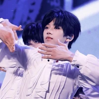 Trương Hàm Thuỵ_y