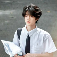 Uông Tuấn Hy_h
