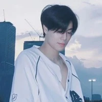 phuwin tang