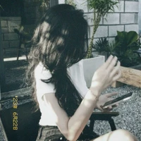 Lưu Nhã Uyên_y