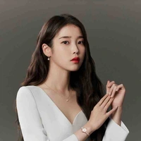 Lee Ji Eun (IU)