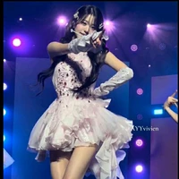 Tác giả bị "ấy"