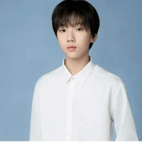Nhiếp Vĩ Thần 
