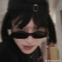 Nguyễn Công Vinh ( lạc lạc : lạc lối )