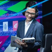 Huỳnh Trung Hiếu [HLV Titan]