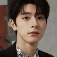 Hứa Dĩ Nguyên (Charles)