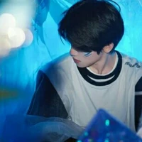 Khương Bảo Luân/Dịch Tử Đình-etrai nu9