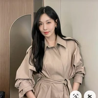 Mẹ D , P