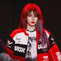 Trần Kha_Y