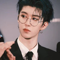 Syun Suang