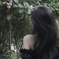 Hà Uyển Uyển