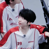 Nhiếp Vĩ Thần"Anh"