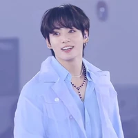 jungkook ( 🐰 )