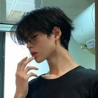 Dư Tư Nam