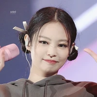 KIM JENNIE