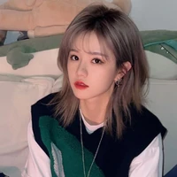 Bách Hân Dư [Nhỏ]