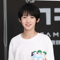 Trương Dịch Nhiên_pé¹