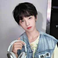 Dương Hàm Bác