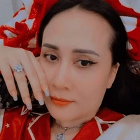Hoài Nhung