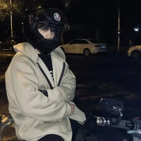 Kayak- trợ thủ đắc lực của cô