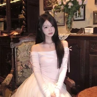 Dương Ngọc Kha Nguyệt_cô_kiwi