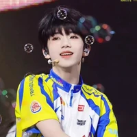 Trương Hàm Thụy (y)