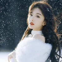 tuyết ( quản lý của thư)